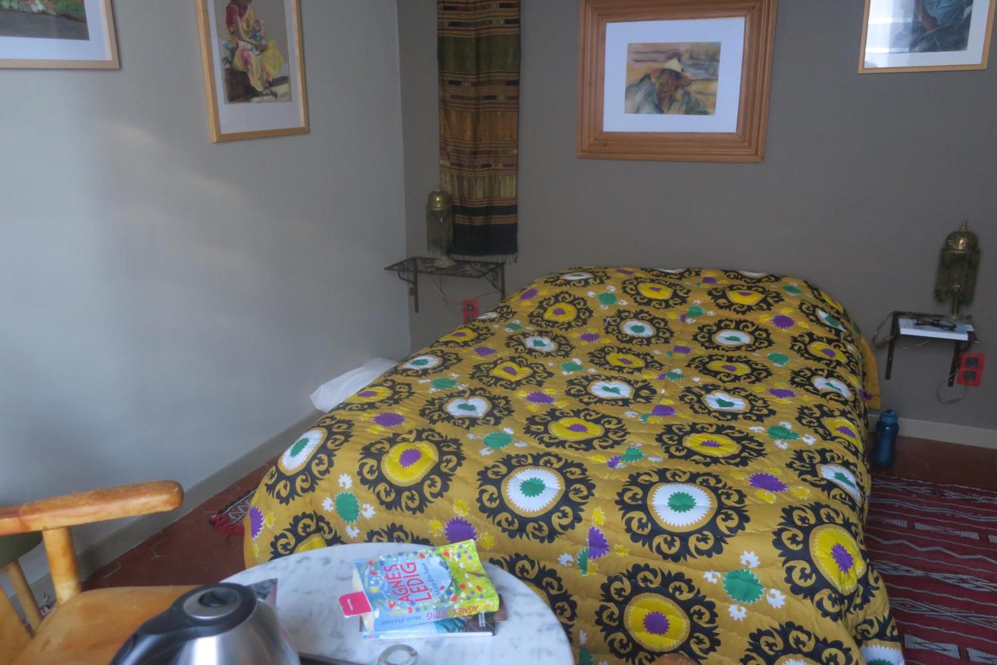 Tombe La Nefle Acomodação com café da manhã Avinhão Exterior foto